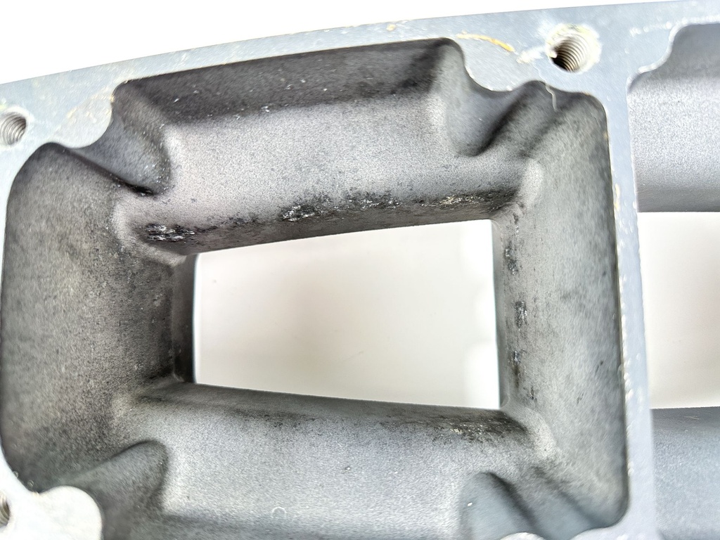 2019 Yamaha 150 HP 4 Stroke Outboard 5" Midsection Extension / Spacer 63P-45211-00-8D OEM