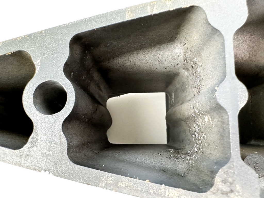 2019 Yamaha 150 HP 4 Stroke Outboard 5" Midsection Extension / Spacer 63P-45211-00-8D OEM