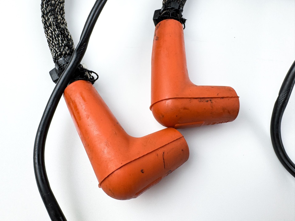 2006 Evinrude 40 HP Etec 2 Stroke Outboard Ignition Coil Set 0586817 OEM