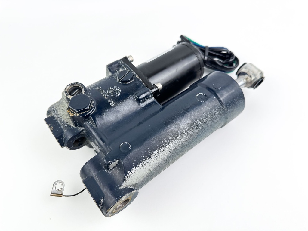 Evinrude Etec 15 25 30 40 50 60 HP Power Trim Tilt Unit Assembly 0769369 5007774