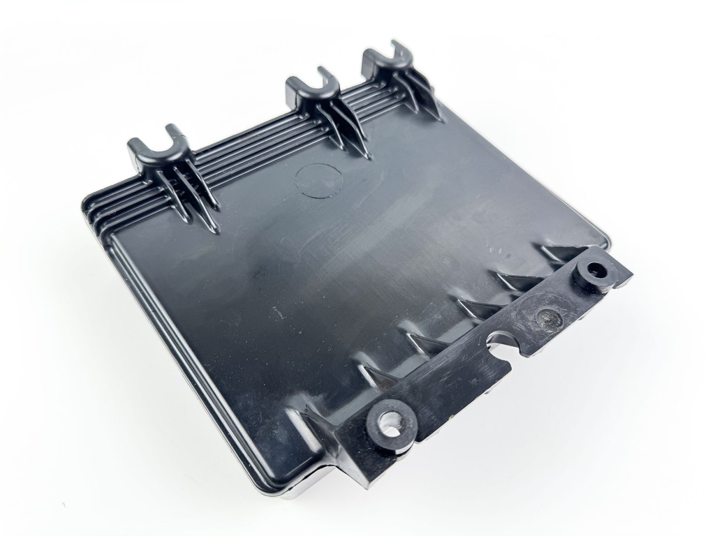 2017 Evinrude 200HP Etec 2 Stroke Outboard Engine Control Unit ECU EMM 0587155