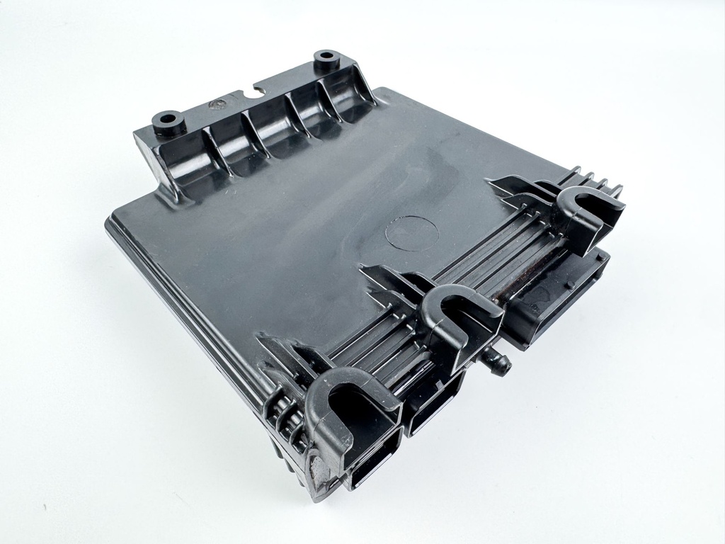 2017 Evinrude 200HP Etec 2 Stroke Outboard Engine Control Unit ECU EMM 0587155