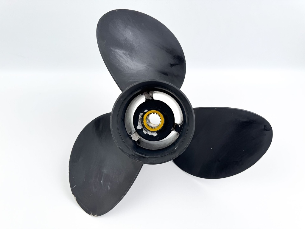 Evinrude Johnson OMC 3 Blade Aluminum Prop 14.8" X 17P Right Hand