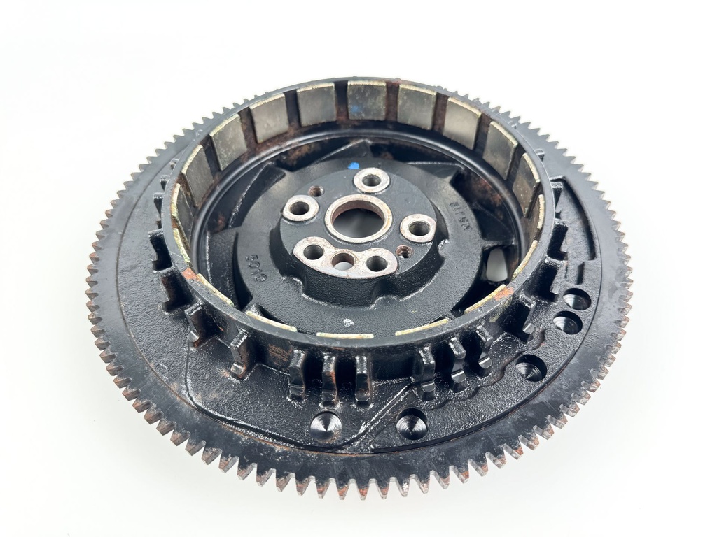 2017 Evinrude 200 HP Etec 2 Stroke Outboard Flywheel 5007967 OEM