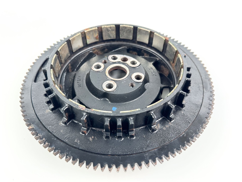2017 Evinrude 200 HP Etec 2 Stroke Outboard Flywheel 5007967 OEM