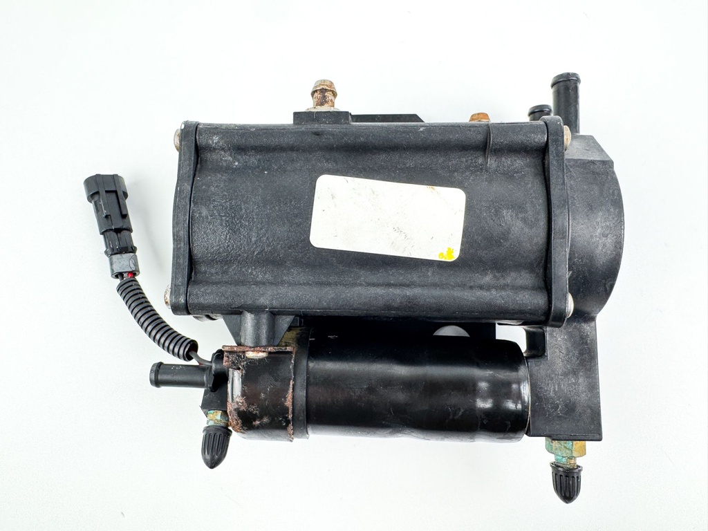 2017 Evinrude 200 HP Etec 2 Stroke Outboard Vapor Separator Tank VST 5006084 OEM