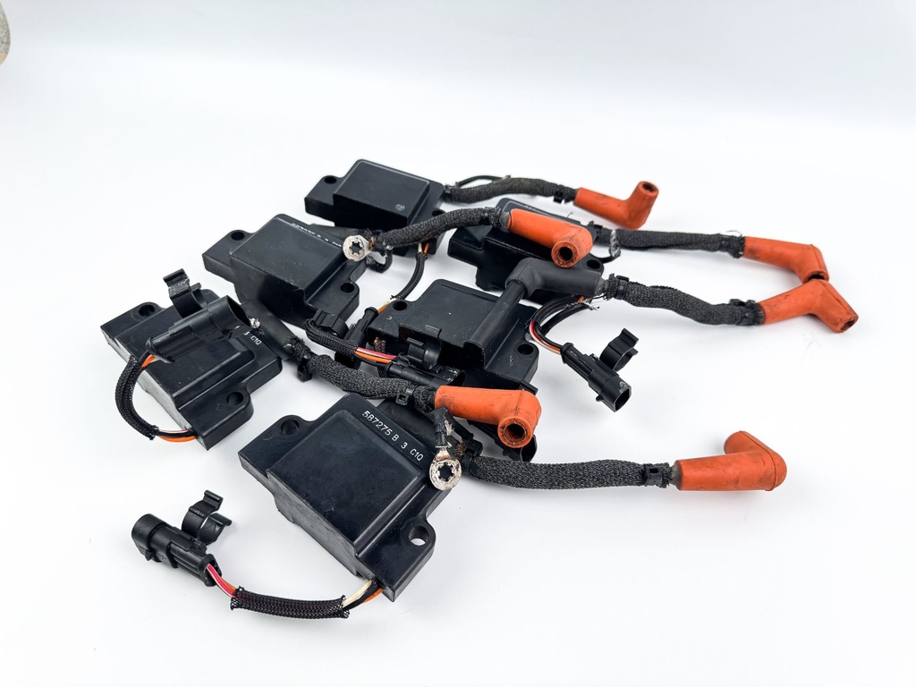 2017 Evinrude 200 HP Etec 2 Stroke Outboard Ignition Coil Set 0586980 OEM