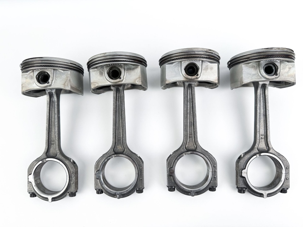 2016 Yamaha 150 HP 4 Stroke Outboard Piston & Connecting Rod Set 63P-W1165-10-00 OEM