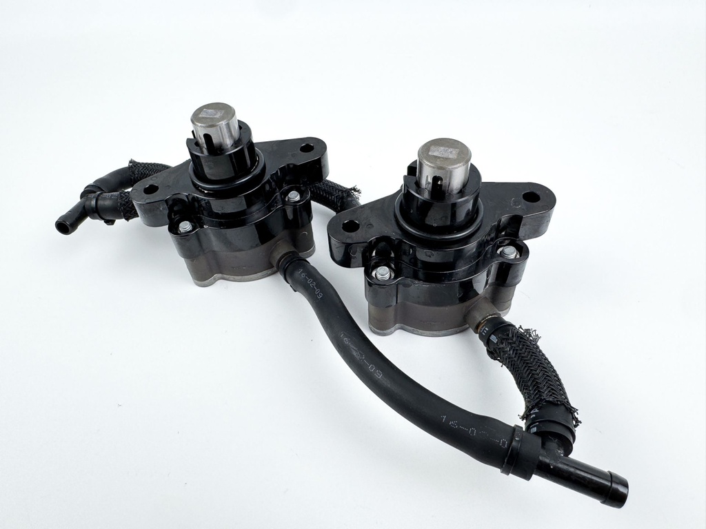 2016 Yamaha 150 HP 4 Stroke Outboard Fuel Pump 63P-24410-20-00 OEM