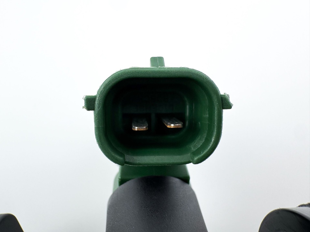 2016 Yamaha 150 HP 4 Stroke Outboard Fuel Injector Set W/ Rail 63P-13761-01-00 Cleaned