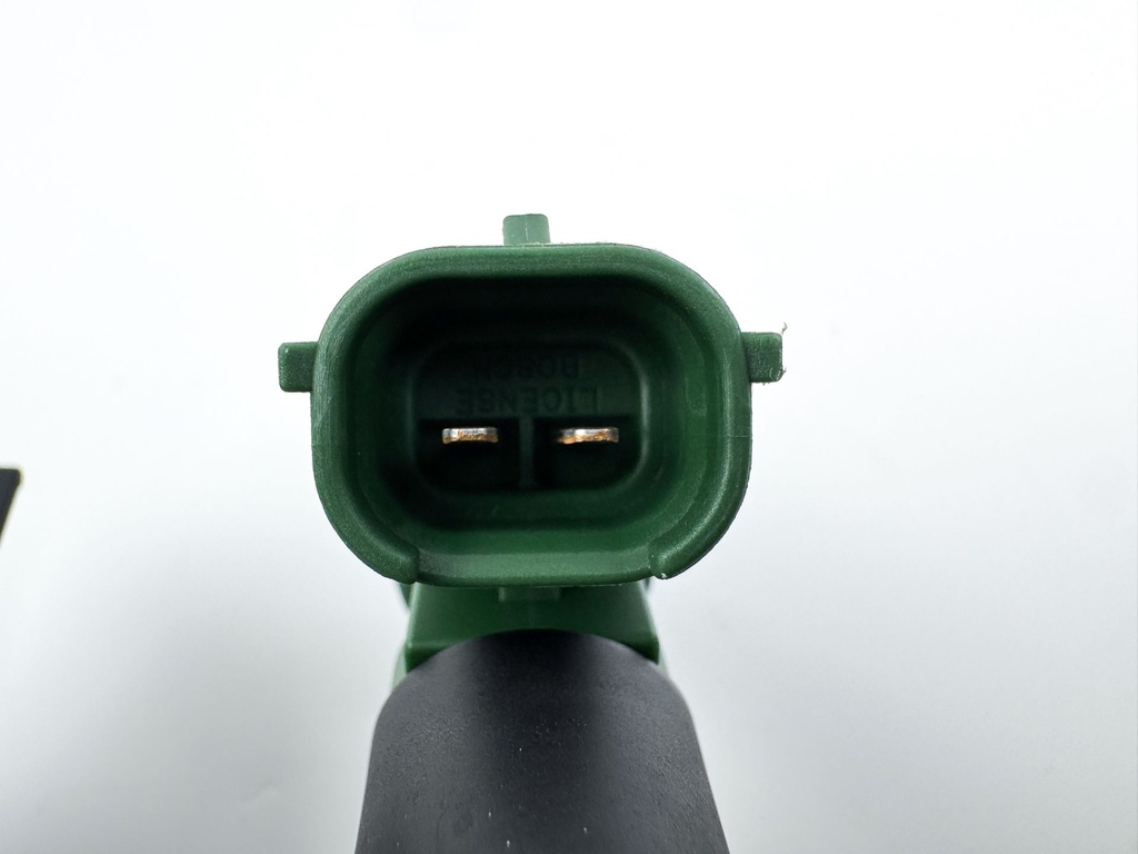 2016 Yamaha 150 HP 4 Stroke Outboard Fuel Injector Set W/ Rail 63P-13761-01-00 Cleaned