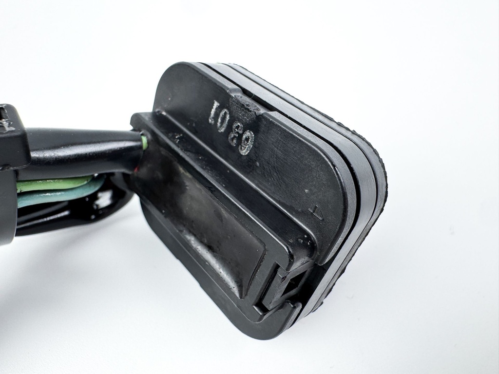 2016 Yamaha 150 HP 4 Stroke Outboard Trim Switch 69J-82563-01-00 OEM