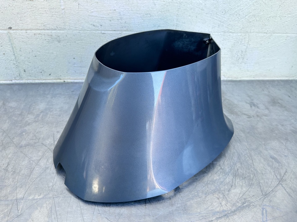 2016 Yamaha 150 HP 4 Stroke Outboard Lower Apron Cover 6DA-42741-10-8D OEM