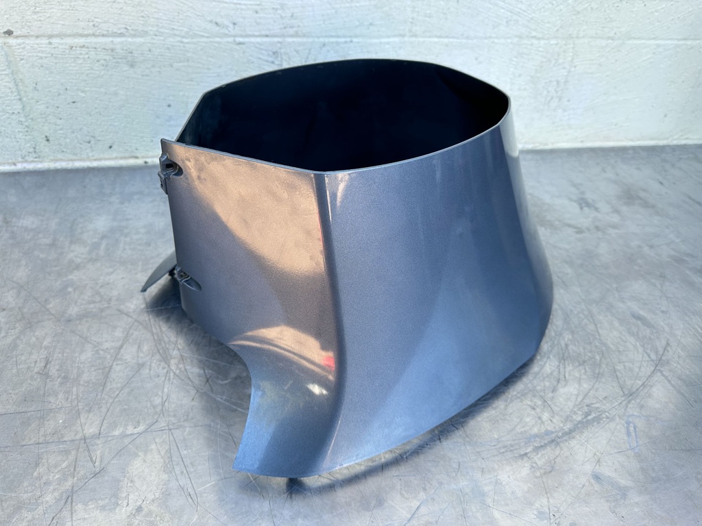 2016 Yamaha 150 HP 4 Stroke Outboard Lower Apron Cover 6DA-42741-10-8D OEM