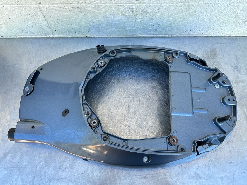 2016 Yamaha 150 HP 4 Stroke Outboard Bottom Cowling Pan 63P-42710-10-8D OEM