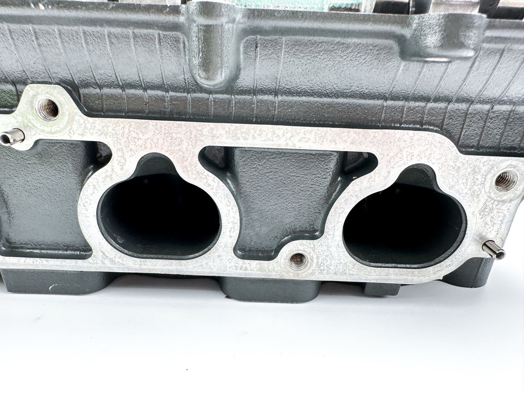 2016 Yamaha 150 HP 4 Stroke Outboard Cylinder Head 63P-W009A-04-9S OEM