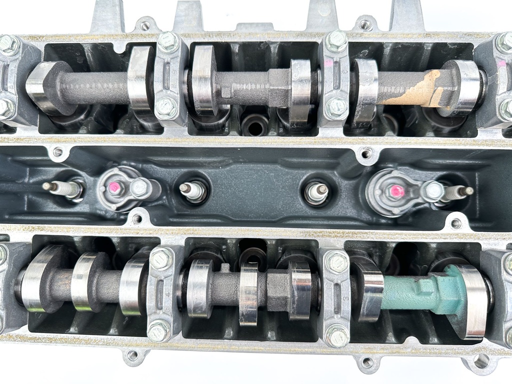 2016 Yamaha 150 HP 4 Stroke Outboard Cylinder Head 63P-W009A-04-9S OEM