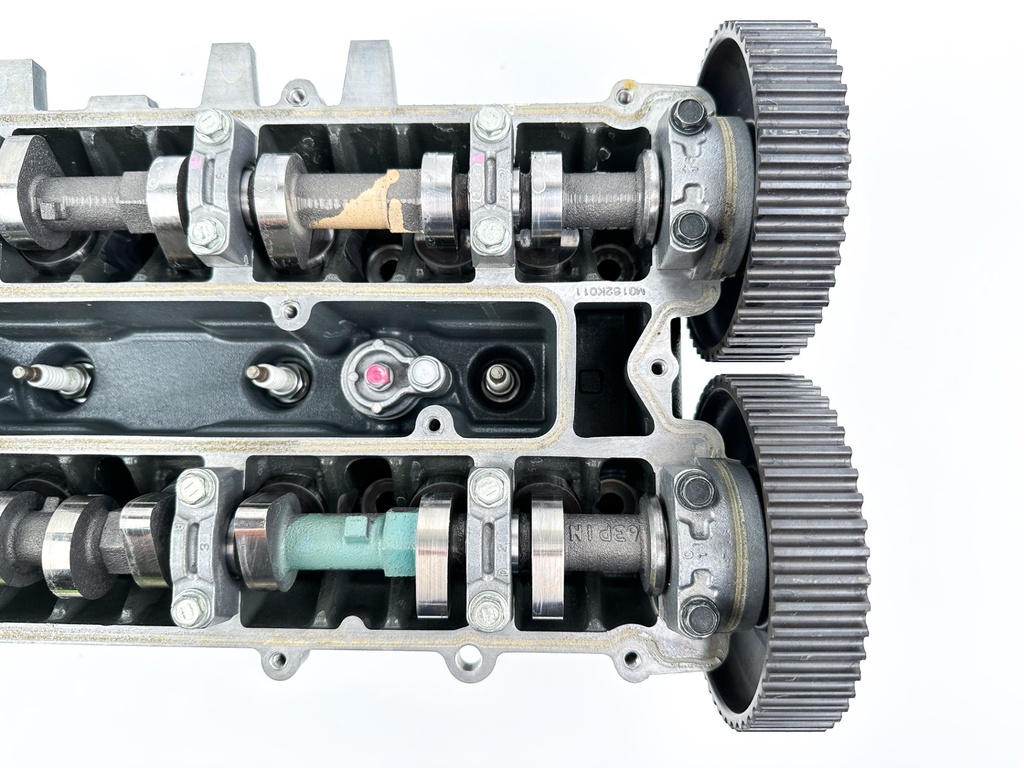 2016 Yamaha 150 HP 4 Stroke Outboard Cylinder Head 63P-W009A-04-9S OEM