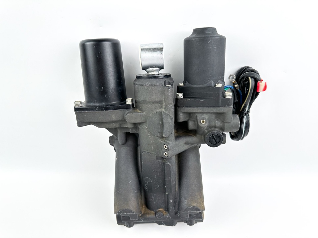 2016 Yamaha 150 HP 4 Stroke Outboard Power Trim Tilt Unit 63P-43800-13-00 OEM