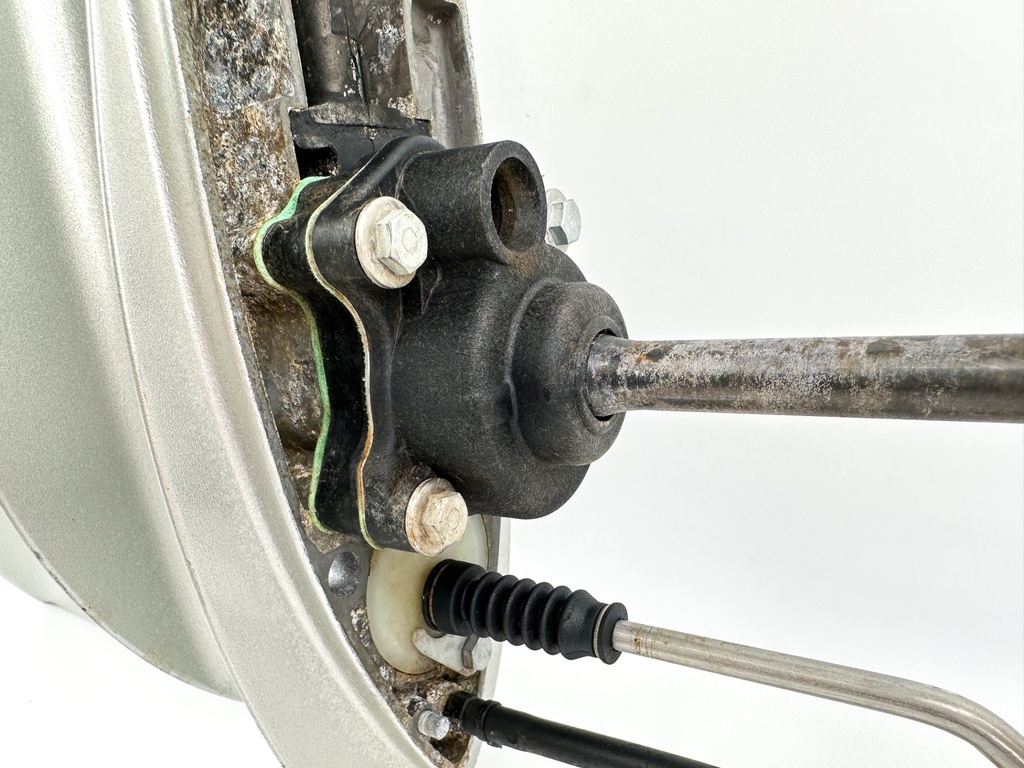 01-07 Honda 40 50 HP 4 Stroke Outboard 20" Lower Unit Gear Case 41100-ZW4-H16ZA