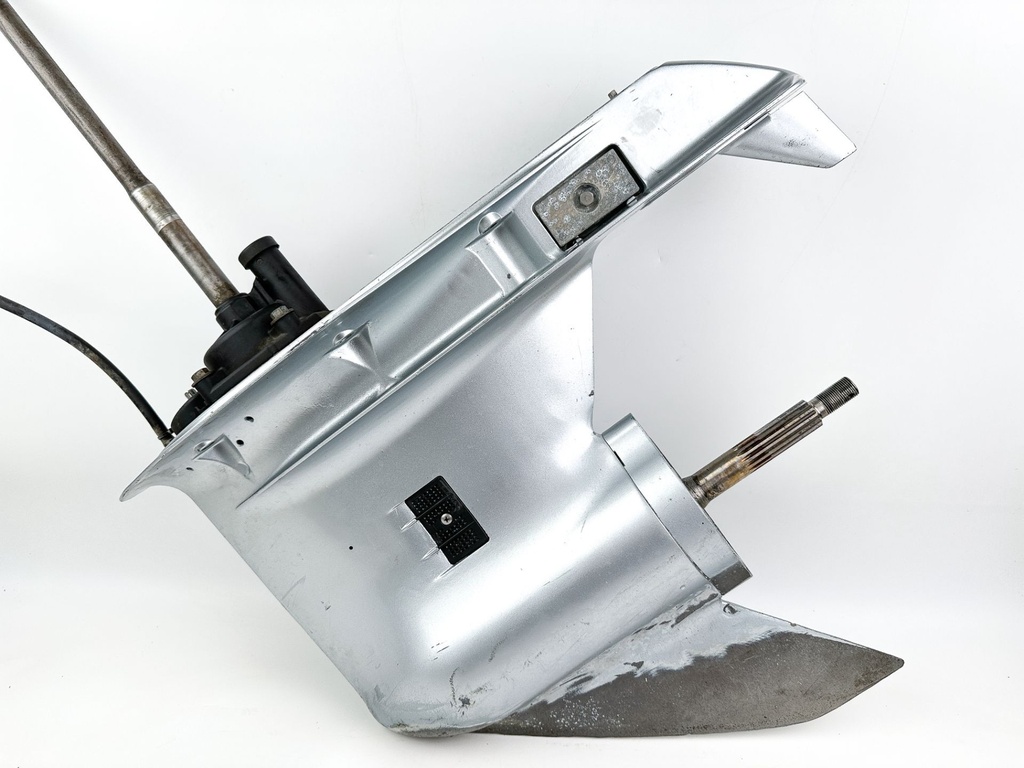 2013 Honda 115 HP 4 Stroke Outboard Lower Unit Gear Case  OEM