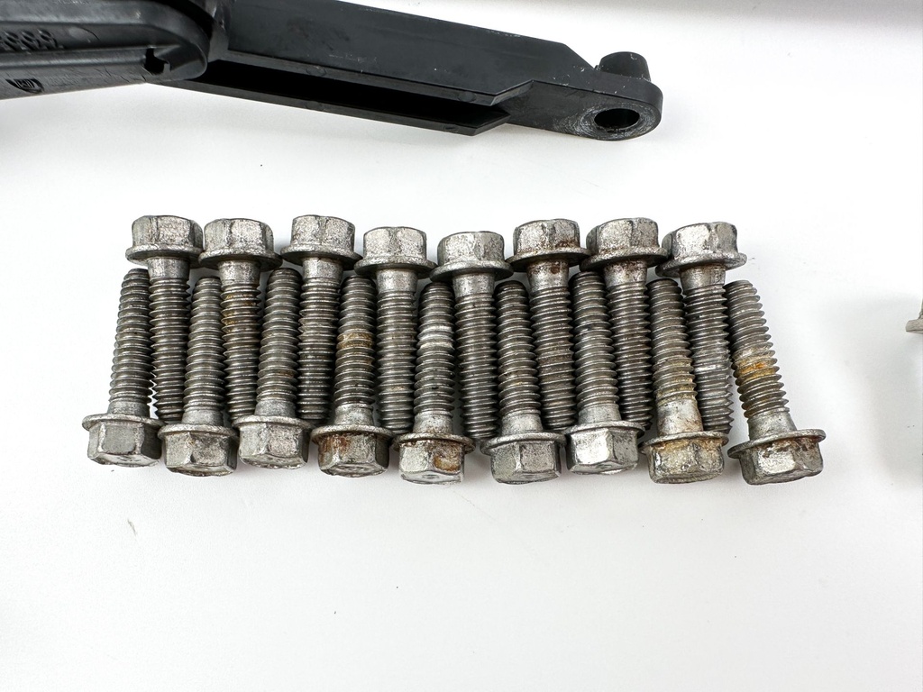 0433581 Johnson Evinrude Flywheel Cover 91-2001 80 90 100 115 HP 0433581