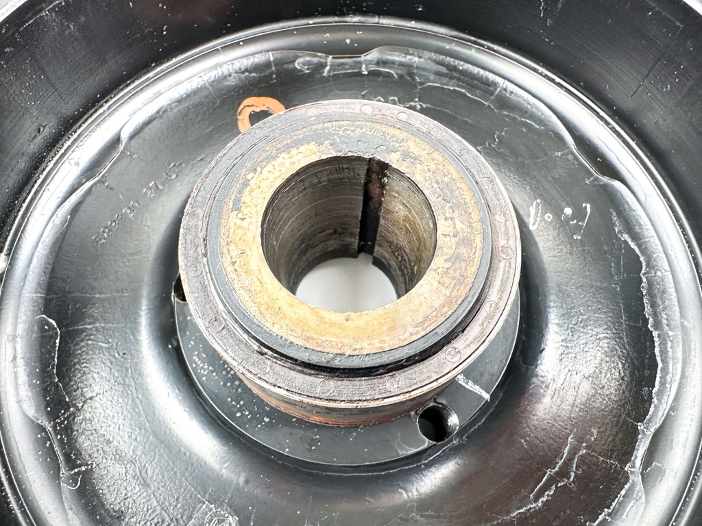 1995 Johnson 115 HP 2 Stroke Outboard Flywheel 0583339 OEM