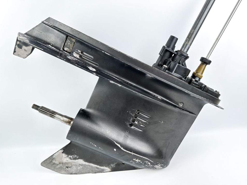 Johnson Evinrude 85 88 90 100 112 115 HP V4 20" LongLower Unit Gear Case 92 - 1998