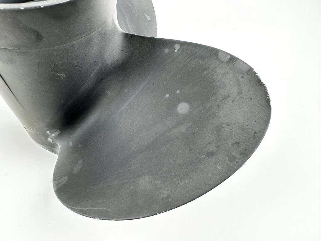 Johnson Evinrude OMC 3 Blade Aluminum Prop Propeller 13.25" X 17P RH