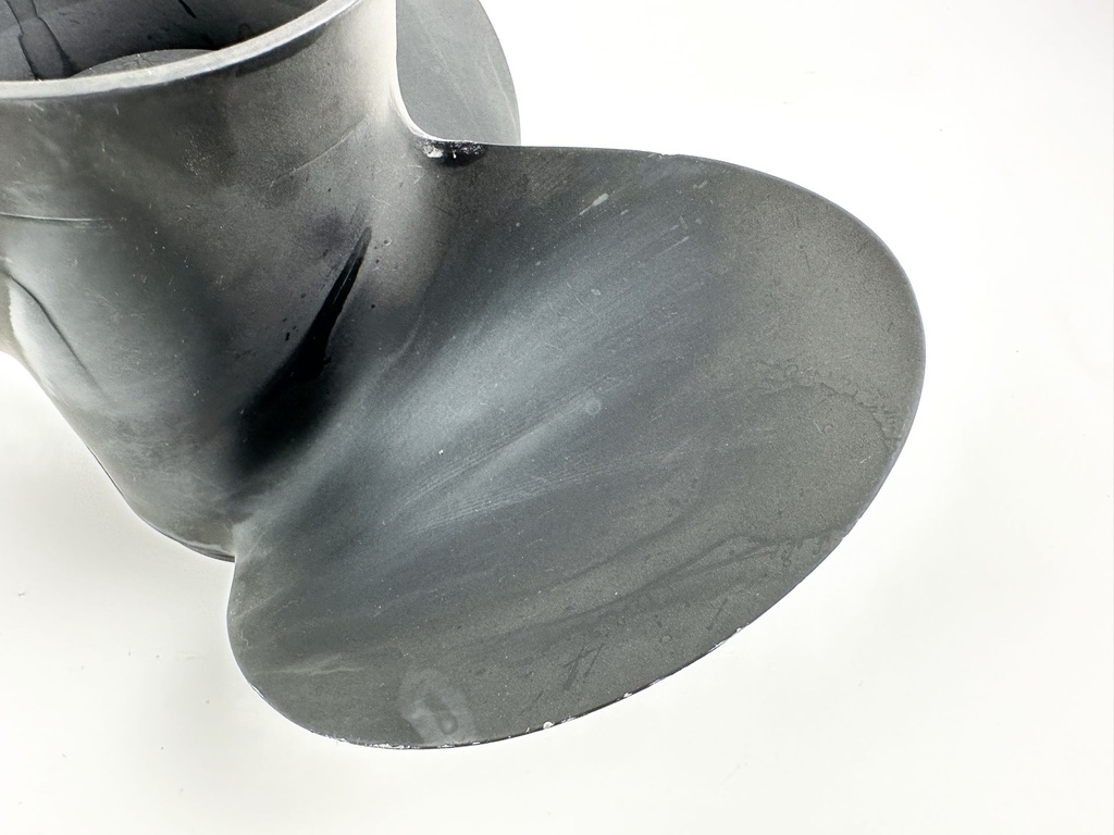 Johnson Evinrude OMC 3 Blade Aluminum Prop Propeller 13.25" X 17P RH