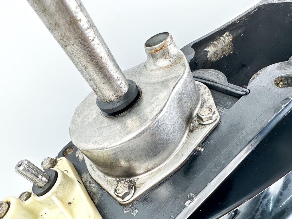 Mercury Verado 200 225 250 275 HP L6 25" XL Lower Unit Gear Case Standard RH