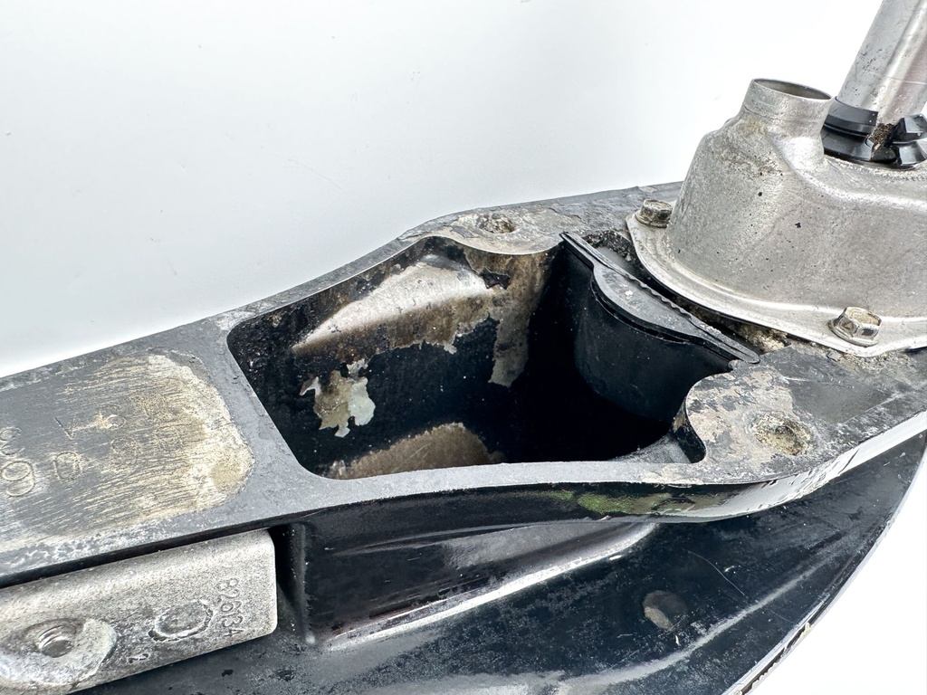 Mercury 135 150 175 200 HP L4 Verado 25" XL Lower Unit Gear Case Standard 880686T24