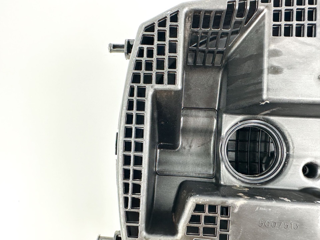 2017 Evinrude 200HP 2 Stroke Etec Outboard Intake Air Silencer Assembly 5007623 OEM