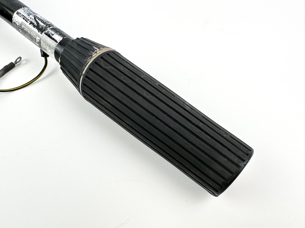 1986 Mercury 25 HP 2 Stroke Outboard Tiller Steering Handle 94185A3 OEM