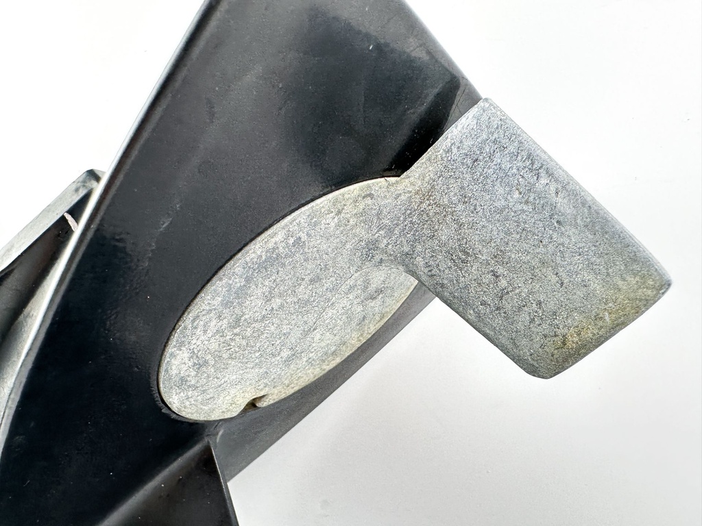 Mercury Mariner 20 25 HP 2 Stroke 20" Long Lower Unit Gear Case 8669T28