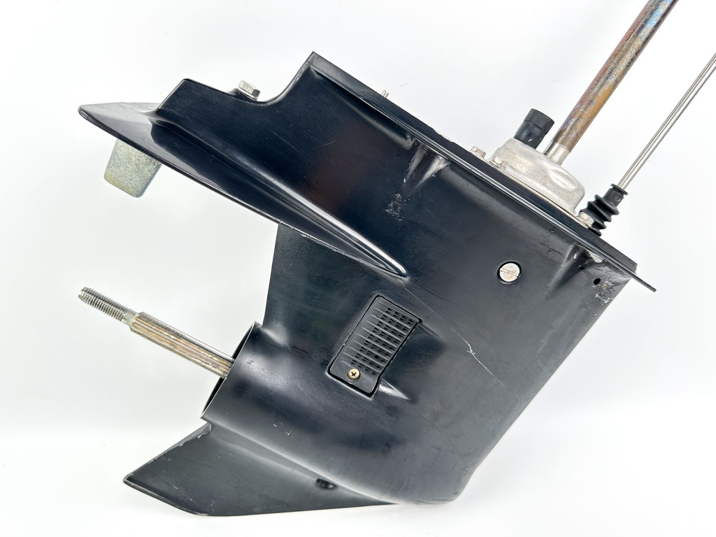 Mercury Mariner 20 25 HP 2 Stroke 20" Long Lower Unit Gear Case 8669T28