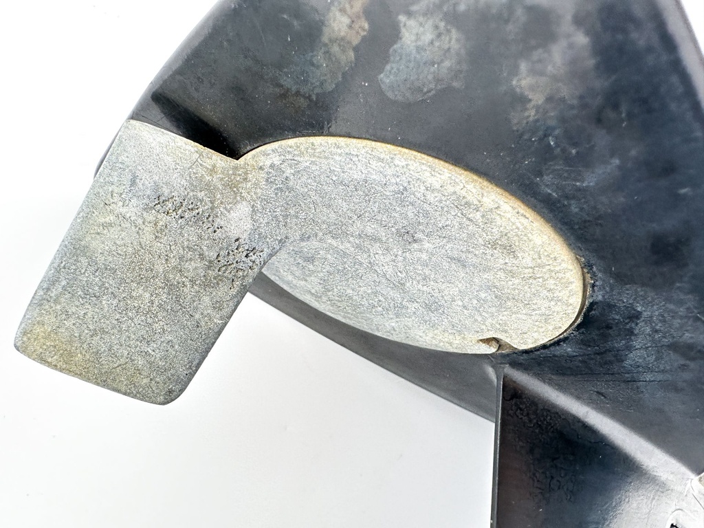 Mercury Mariner 20 25 HP 2 Stroke 20" Long Lower Unit Gear Case 8669T28