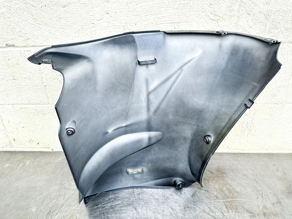 2016 Yamaha 250 HP 4 Stroke Outboard Lower Apron Cover Set 6CB-42771-01-8D OEM