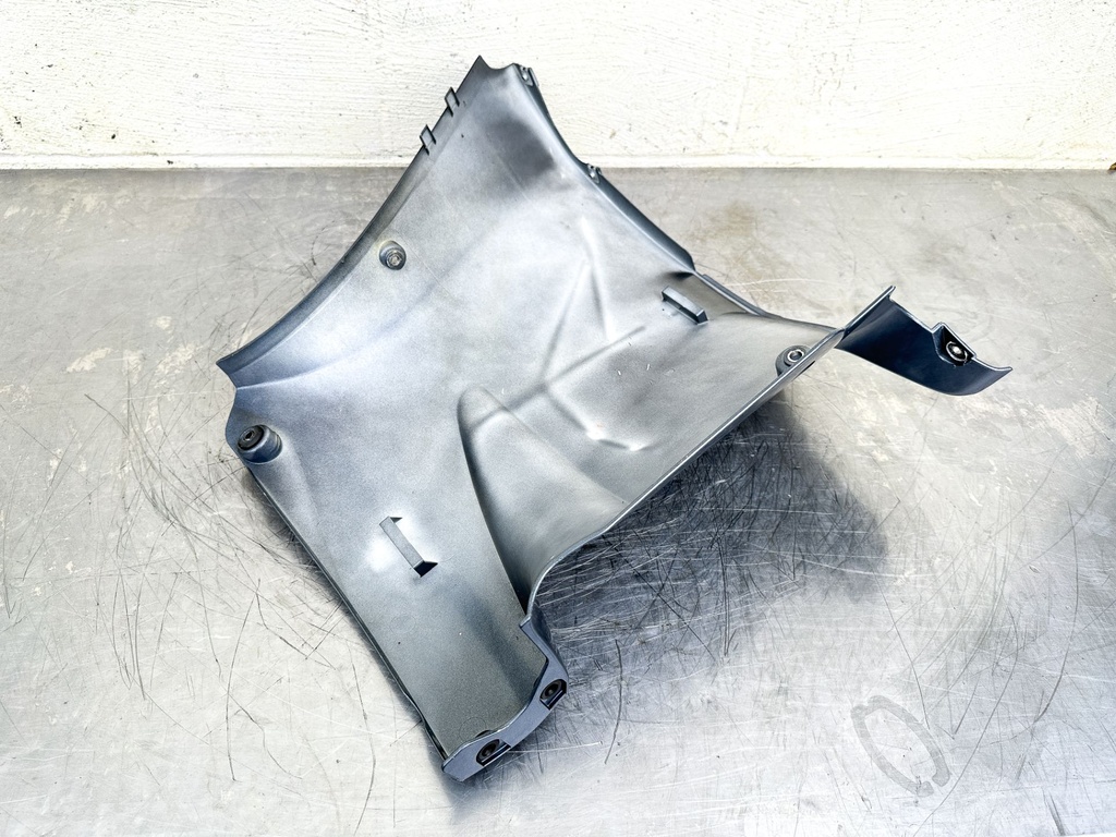 2016 Yamaha 250 HP 4 Stroke Outboard Lower Apron Cover Set 6CB-42771-01-8D OEM