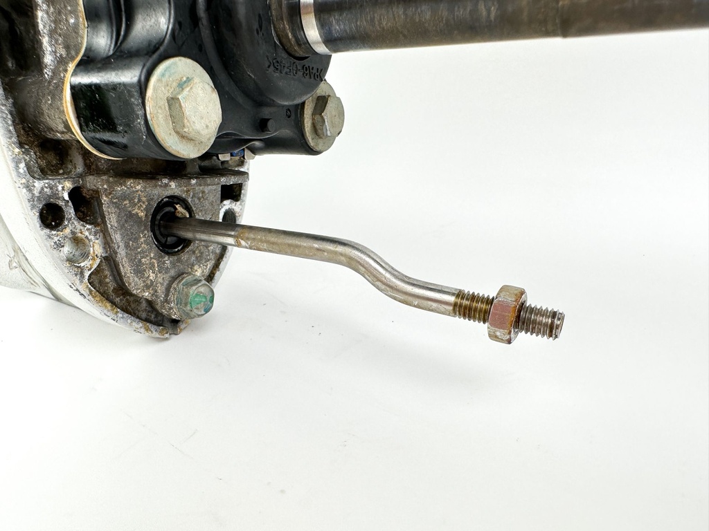 2003+ Honda 15 HP 4 Stroke Outboard Lower Unit Gear Case 41005-ZY1-615ZA OEM