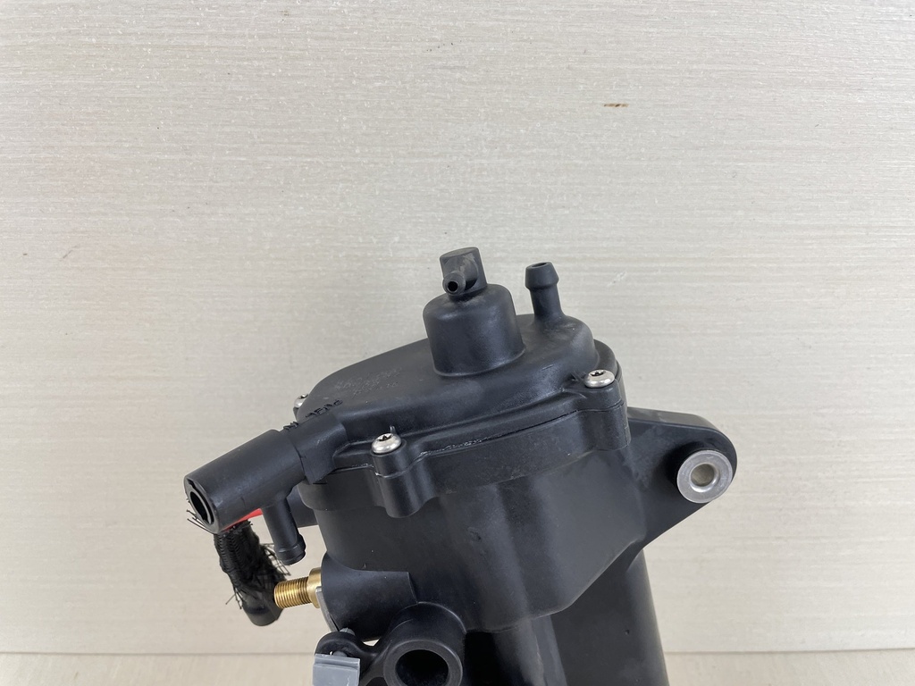 2016 Evinrude 25HP Etec 2 Stroke Outboard Fuel Vapor Separator Pump Assembly 5007896