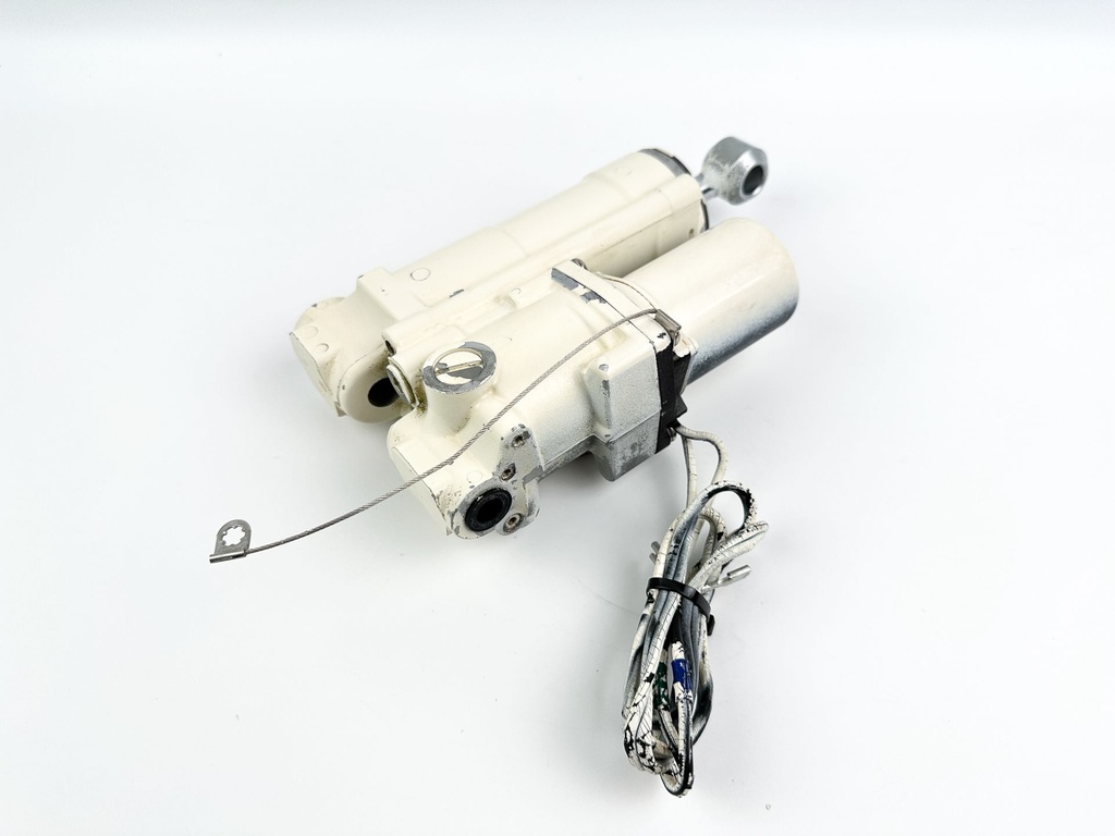Johnson Evinrude 40 48 50 HP Power Trim & Tilt Unit 0438135 0435903