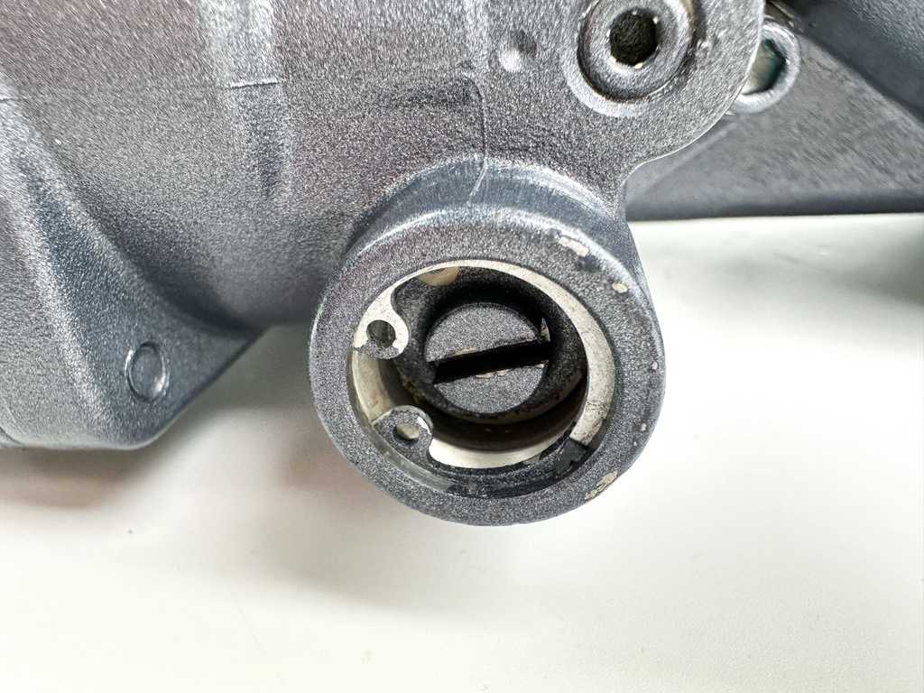 2006+ Yamaha VF 150 175 200 225 250 HP 4 Stroke VMAX SHO Power Trim Tilt Unit