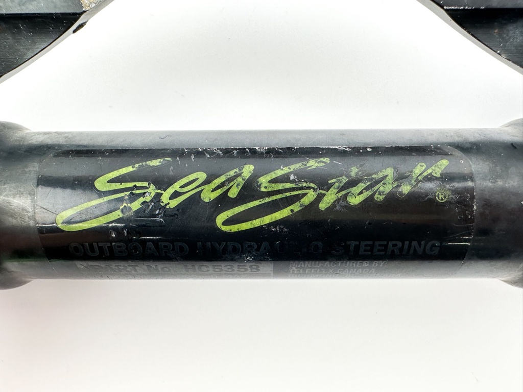 SeaStar Front Mount Outboard Hydraulic Steering Cylinder Assembly HC5358
