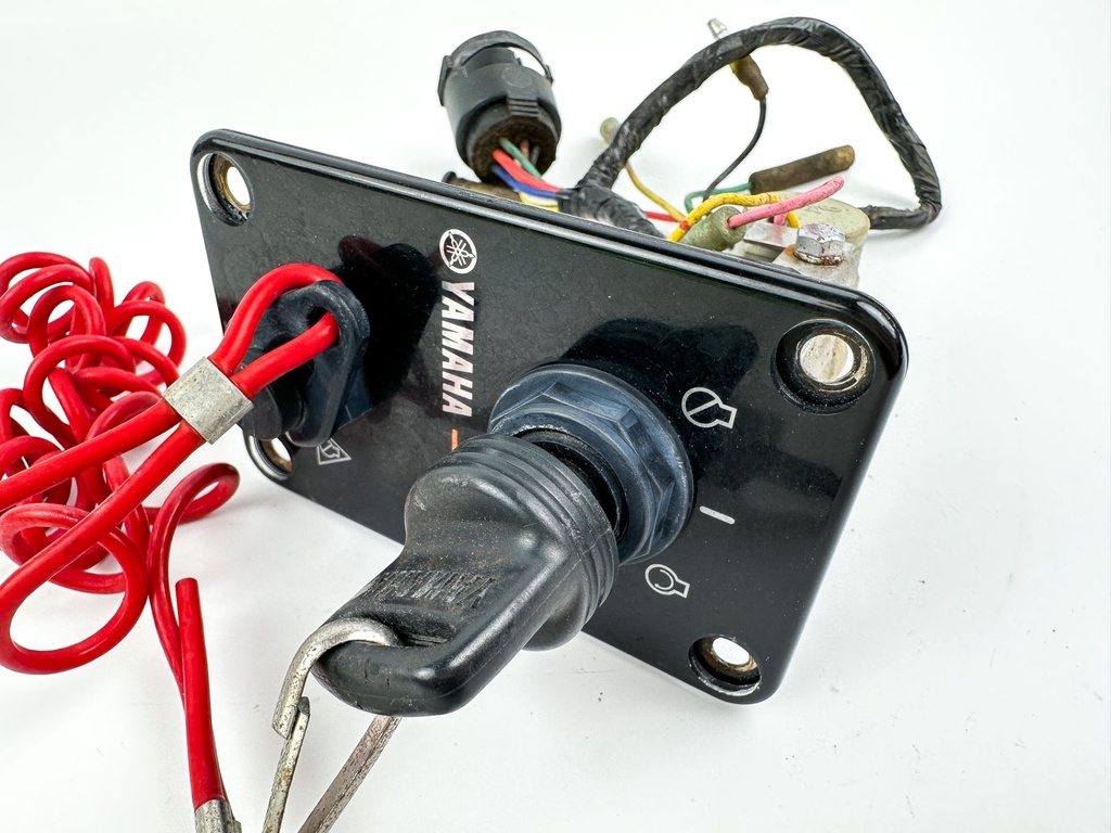 Yamaha Outboard Single Engine Key Switch W/ Key