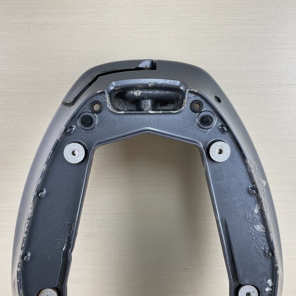 2000 Yamaha 40HP F40 4 Stroke Outboard Bottom Cowling Pan 67C-42710-00-4D