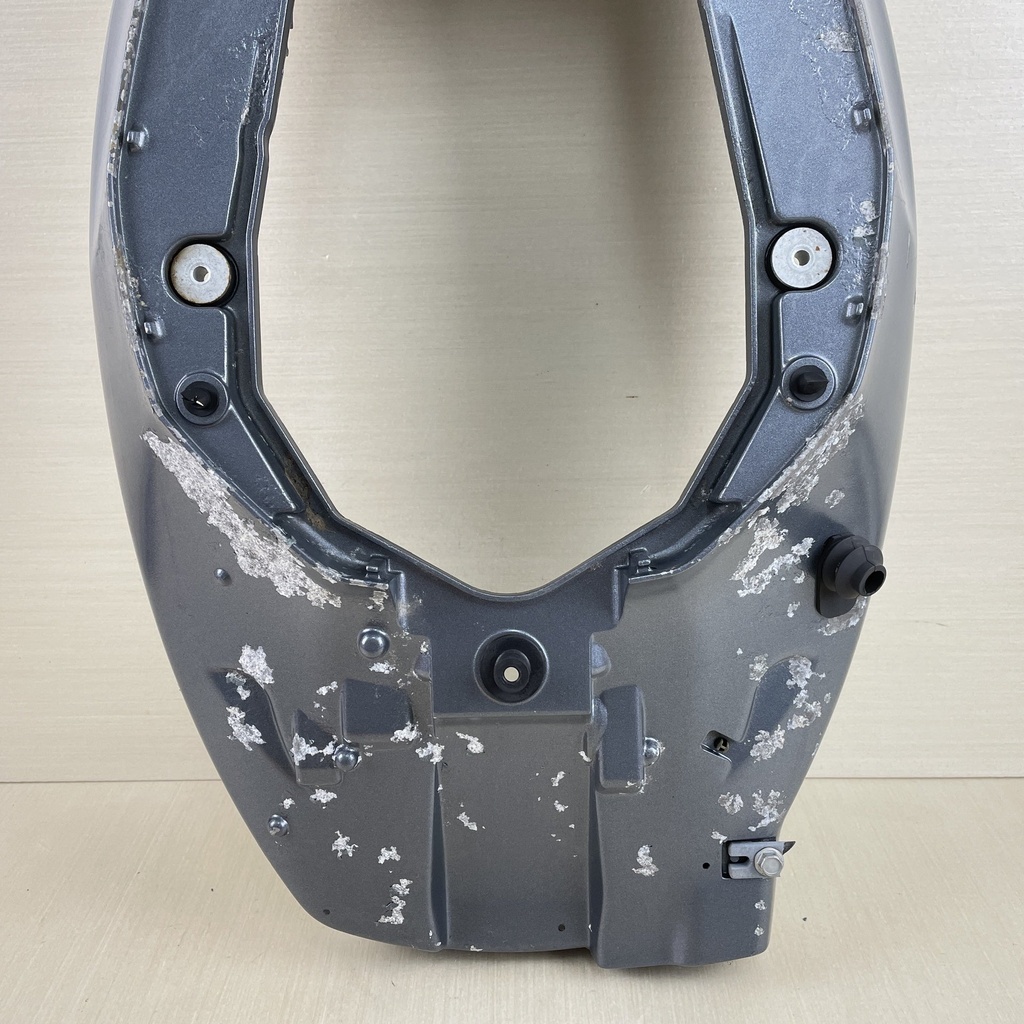 2000 Yamaha 40HP F40 4 Stroke Outboard Bottom Cowling Pan 67C-42710-00-4D