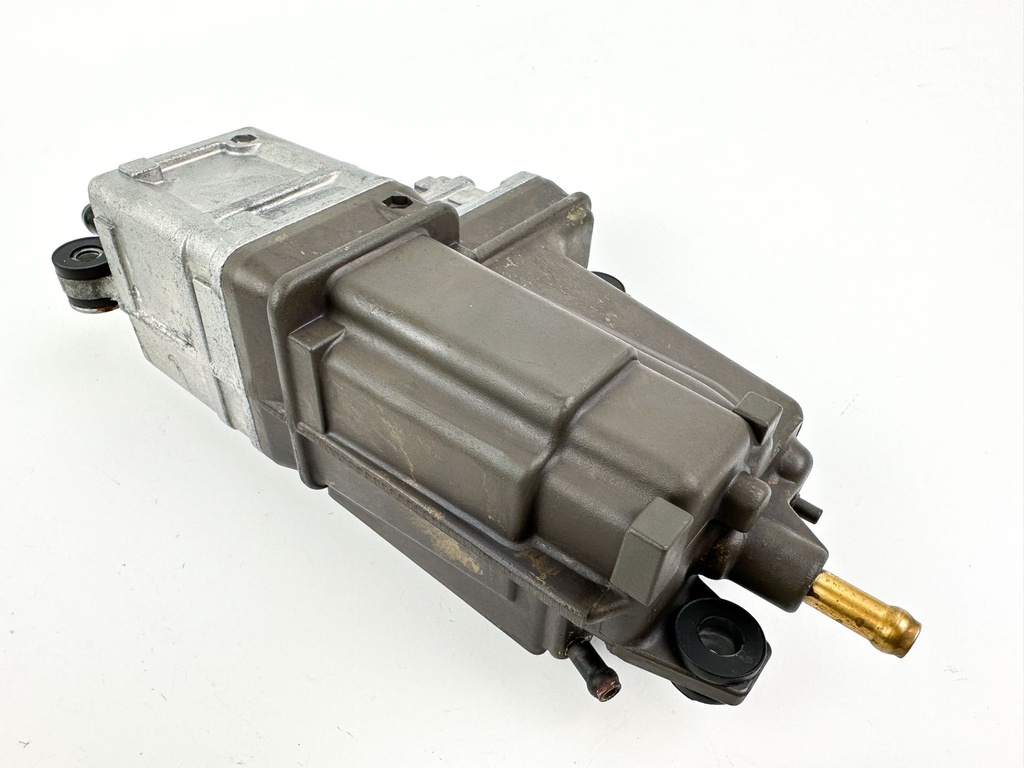 Suzuki DF 60 70 HP 4 Stroke Outboard VST Vapor Separator Tank Assembly Cleaned