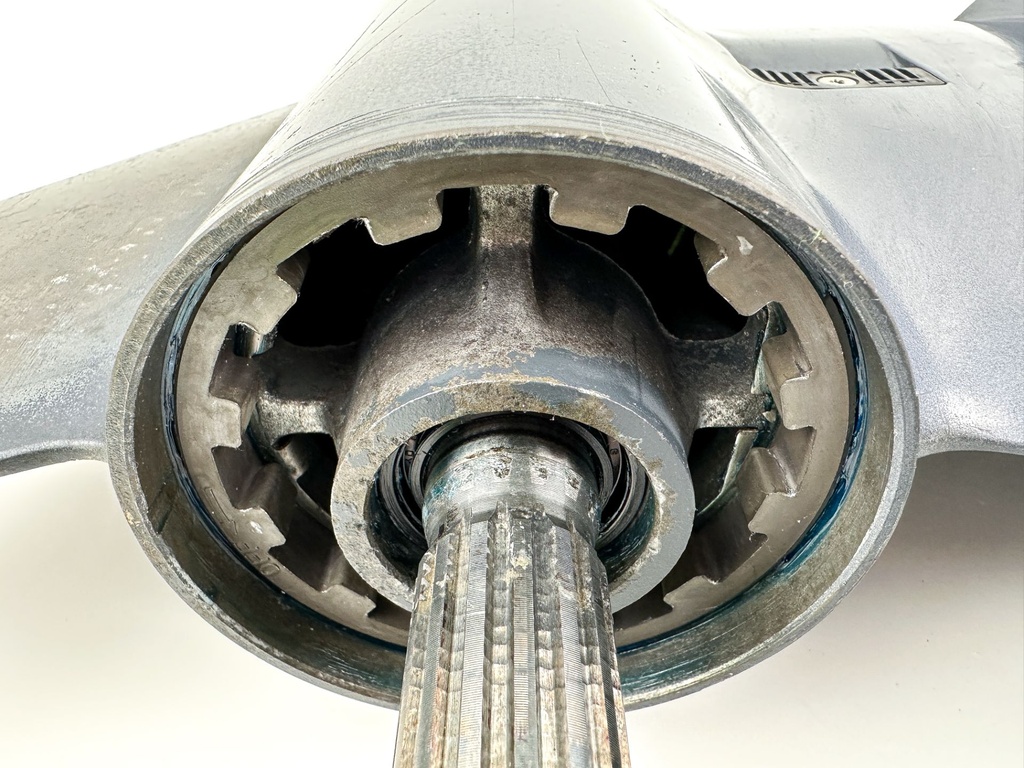 Yamaha F 75 80 90 100 HP 4 Stroke 20" Long Lower Unit Gear Case Fully Inspected