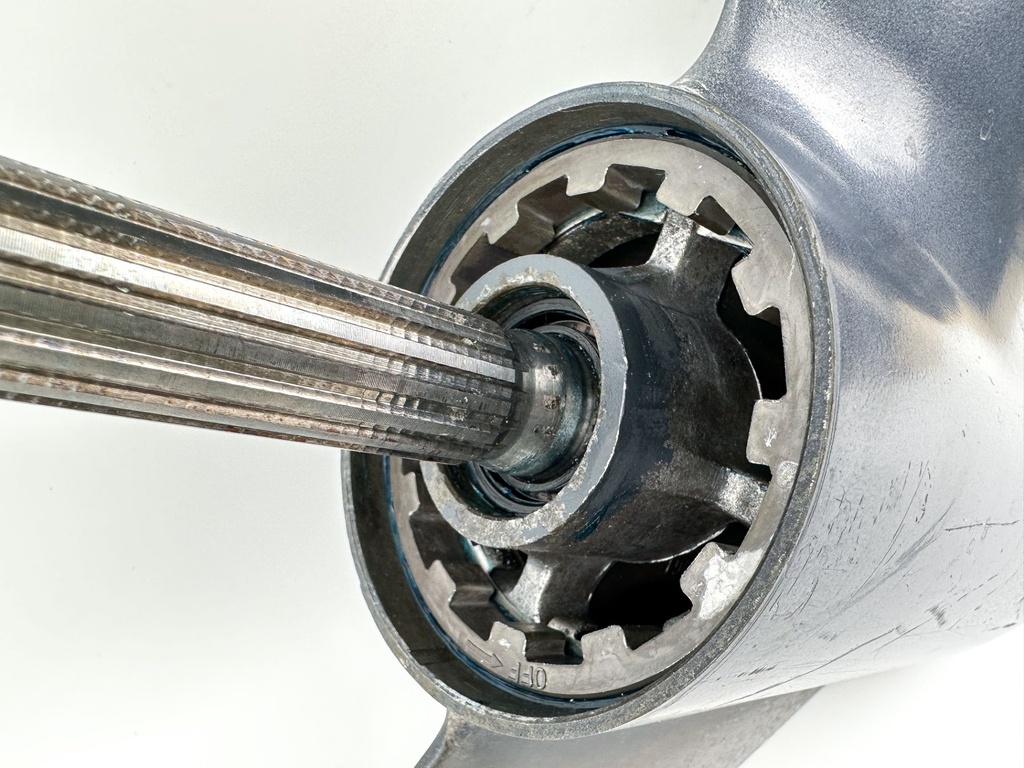 Yamaha F 75 80 90 100 HP 4 Stroke 20" Long Lower Unit Gear Case Fully Inspected